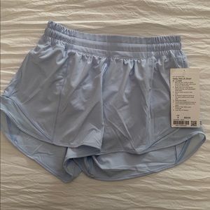 NWT Hotty Hot LR Short 4” Lined - Size 8